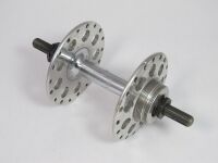 Bahnradnabe mit Stahlhülse und Aluminium-Flanschen (neue Ausführung) Zeitraum: 196? - 1990 Verwendung: Diamant Modell 35 708 Material: Aluminium, Stahl (verchromt) Befestigung: Bundmuttern Bemerkungen: linkes Lager außenliegend; zwei Gewinde für Ritzel und Konterring