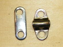 Klemmplättchen für Schutzblechstreben, verbaut bis vrmtl. Ende der 1960 Jahre an allen Fahrradmodellen, verchromt.