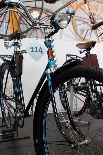 Datei:Simson Modell 9 1950 a.jpg