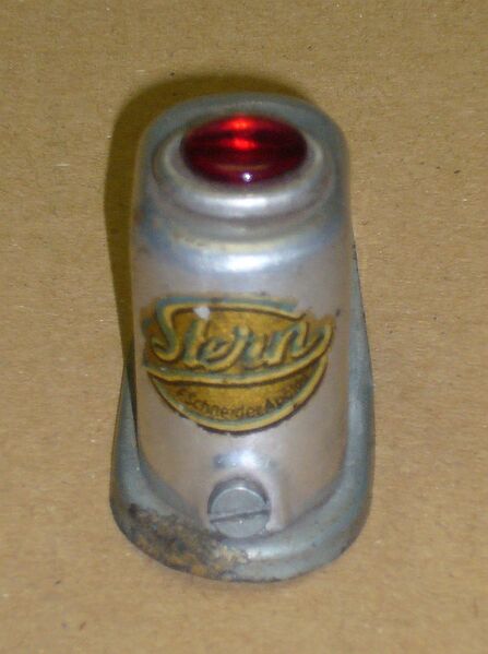 Datei:Stern-Ruecklichtkontrolllampe-1.jpg