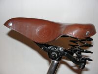 Tourensattel vom LM mit lackiertem Gestell.