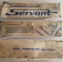 Die dazugehörige Verpackung.