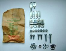 Befestigungsmaterial für eine Garnitur LM-Fahrradschutzbleche (Packungsinhalt nicht vollständig). Zubehör, verzinkt. Hersteller: Mifa.